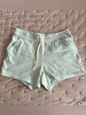 32 Degree Cool Women's Light Mint Drawstring Athletic Shorts